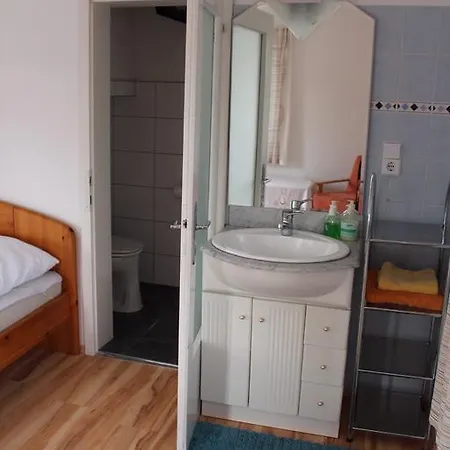 Traar House Apartament *